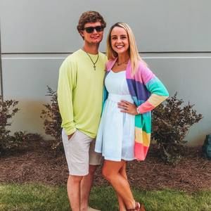 Hey there! I’m Maygen Tate! :)